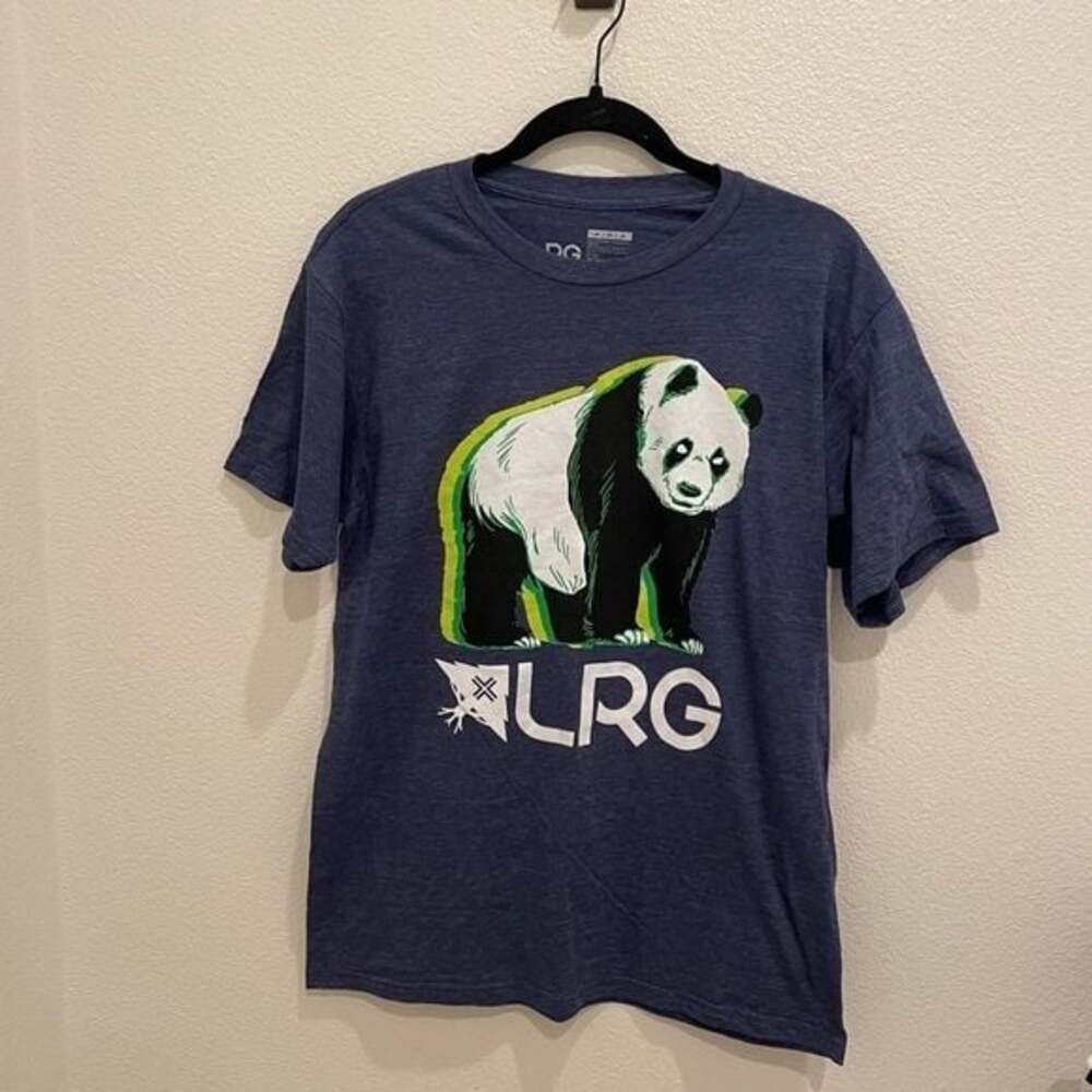 NWOT Mens LRG Graphic T- Shirt Short Sleeve Panda Size M​​​​​​​